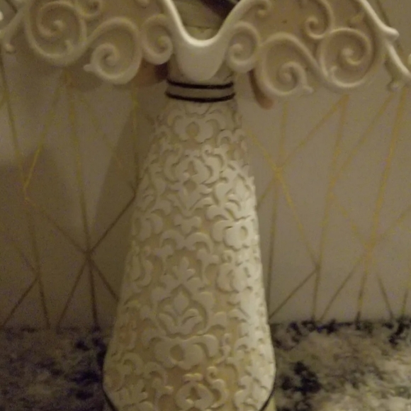 Angel holding a cross sending the message of Faith. Modeles Faith 88083 - Picture 5 of 7